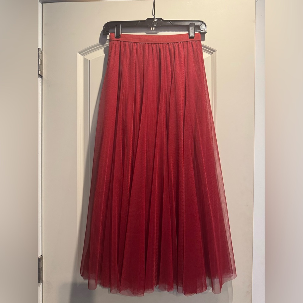 Elegant Red Tulle Skirt
